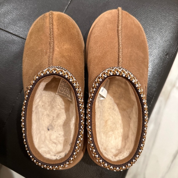 UGG Tasman II kids slippers - Picture 1 of 3